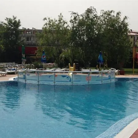 Отель Trakia Garden